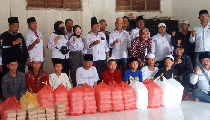 Peduli Sesama, Madas Sidoarjo Gelar Jumat Berkah Di Ponpes Al-Hamdaniyah