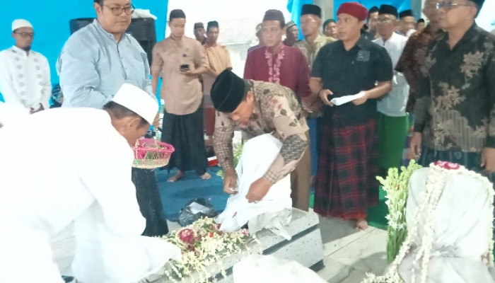 Ruwat Desa, Pemdes Pranti Gelar Tahlil Dan Istighosah Di Makam Sesepuh