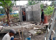 Pembangunan Tempat Wudhu Dan Ponten Di Makam Mbah Buyut Qori Capai 70 Persen, Tokoh Masyarakat: Semoga Saat Haul Sudah Bisa Digunakan
