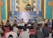 Sambut Ramadhan Polres Lamongan Waqaf 973 Al-Qur’An Ke Masjid Dan Mushola