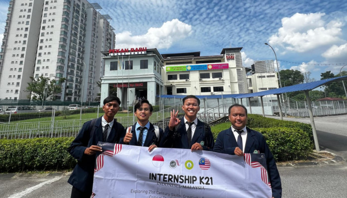 Mahasiswa Program Internship Mk Keterampilan Abad 21 Berkunjung Ke Smijb Malaysia