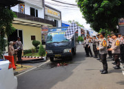 Polres Tuban Kirimkan Bantuan Sembako Ke Jawa Tengah 