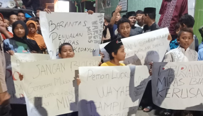 Polsek Dan Koramil Sidoarjo Kota Redam Gejolak Warga Sumput Yang Gelar Aksi Demo