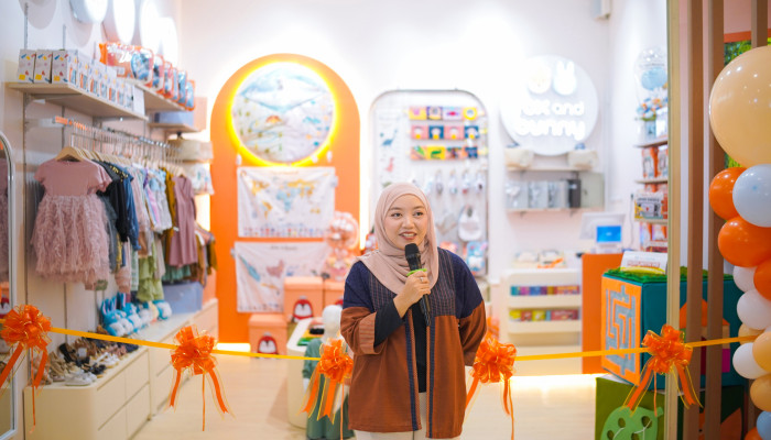 Mewujudkan Visi: Kisah Perjalanan Sukses Novia Candra Dewi Owner Foxandbunny, Melawan Ketergantungan Gadget Dengan Mainan Edukasi Anak