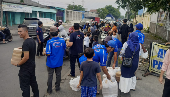 Ramadan Berkah Dtc Chapter Majapahit Korwil Surabaya Berbagi Takjil