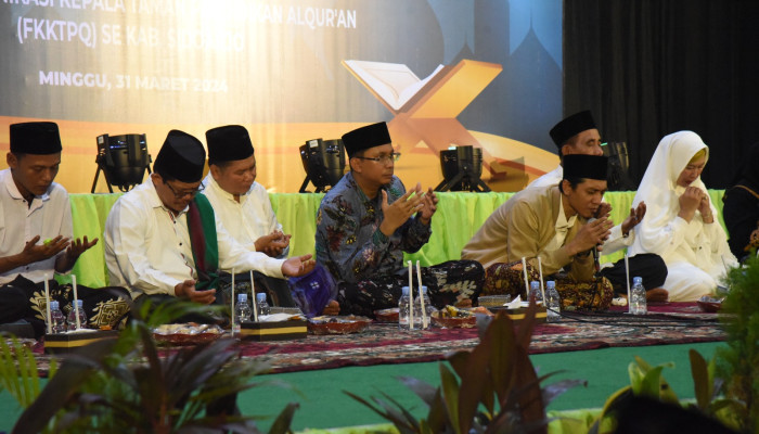 Gus Muhdlor Peringati Malam Nuzulul Quran Bersama Fkktpq, Titip Doa Surat Al Ikhlas