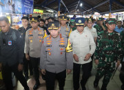 Kapolri Bersama Panglima Tni Dan Menhub Tinjau Kesiapan Layanan Mudik Di Terminal Purabaya