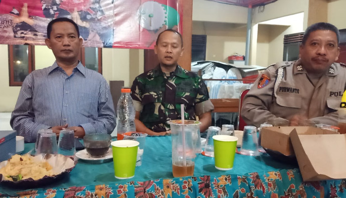 Forkopimca Sedati Turun Ke Desa Semampir, Peduli Warga Terdampak Banjir