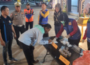 Arus Balik Lebaran, Kembali Kru Bus Terminal Purabaya Di Tes Urine
