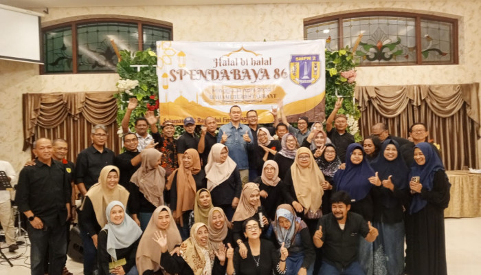 Alumni Smp Negeri 2 Surabaya Gelar Hbh, Dihadiri Cak Lontong Dan Ning Lepet