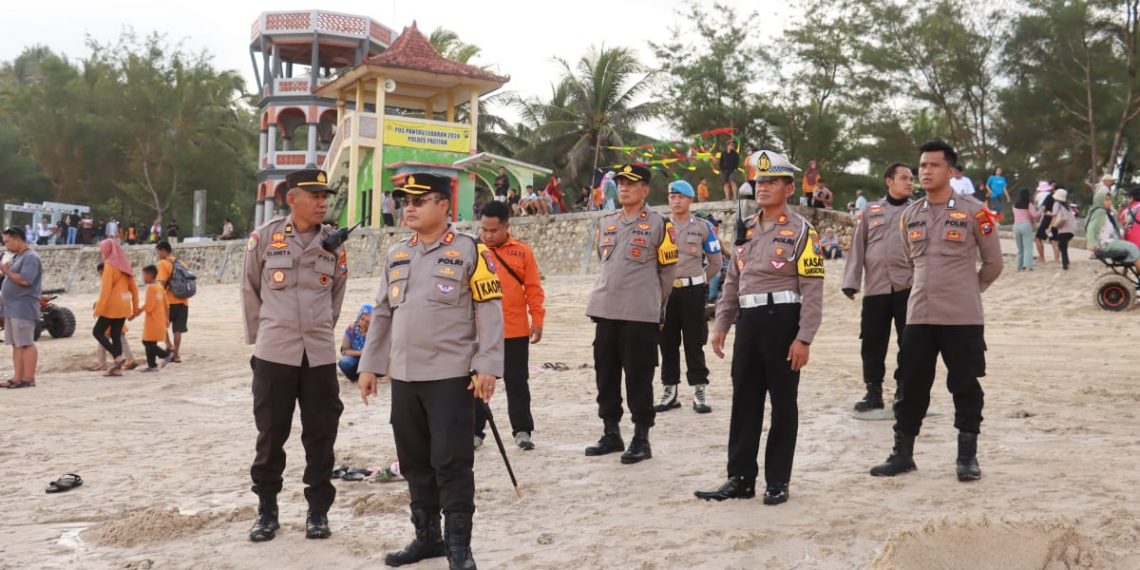 Polres Pacitan Siagakan Personel di Sejumlah Objek Wisata Pastikan Pengunjung Aman dan Nyaman