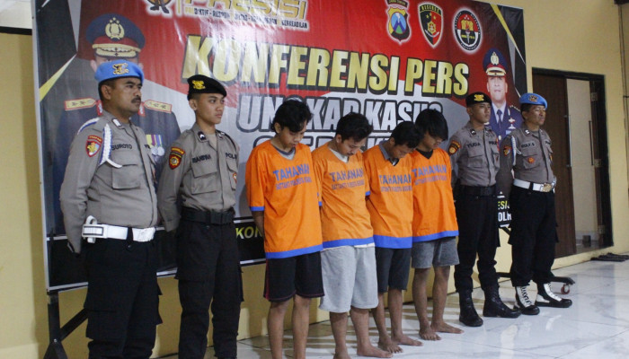 Satreskrim Polresta Sidoarjo Ringkus Enam Pelaku Jual Beli Serbuk Mercon