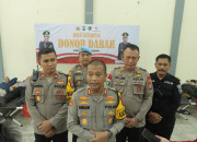 Bantu Pmi Penuhi Stok Darah, Kapolres Mojokerto Ajak Anggota Laksanakan Donor 