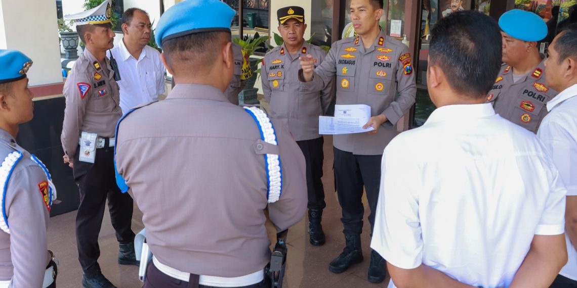 Jelang Putusan MK, Polres Jombang Siagakan Personel Amankan Gedung KPU dan Bawaslu Jombang