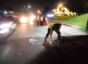 Menyalip Tidak Nutut, Penumpang Tewas Terlindas Truck Gandeng