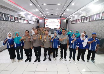 Peringati Hari Buruh, Polres Bojonegoro Gelar Tasyakuran Bersama SPSI