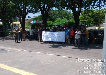 Komunitas Japai Gelar Demo di Kantor Direktorat Jenderal Bea dan Cukai 