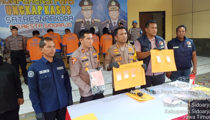 Pasutri Pengedar Sabu Sabu Di Ringkus Satresnarkoba Polresta Sidoarjo 