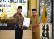 Sidoarjo Gerak Cepat, Plt. Bupati Serahkan 58 Sk Penambahan Masa Jabatan Kades