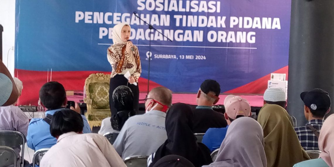 BP2MI Jatim bersama Anggota DPR RI Komisi IX Dr.Hj Arzetti Bilbina SE M.A.P Gelar Sosialisasi Pencegahan TPPO