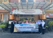 Peringati Hari Buku Nasional ; Siswa Sma Al Muslim Berbagi Buku Karya Siswa Dan Guru Di Perpustakaan Kabupaten Sidoarjo