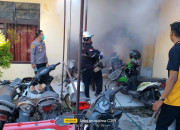 Polsek Taman Dapat Semprotan Anti Nyamuk Dari Raja Fogging Mitra Polda Jatim 