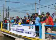 Pemprov, Pemkab,Pt Suparma Tbk Dan Pemdes Krembangan Bersama Bersihkan Sungai Pelayaran