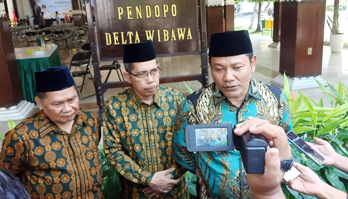 221 Cjh 2024 Diberangkatkan Plt Bupati Sidoarjo Abah Subandi