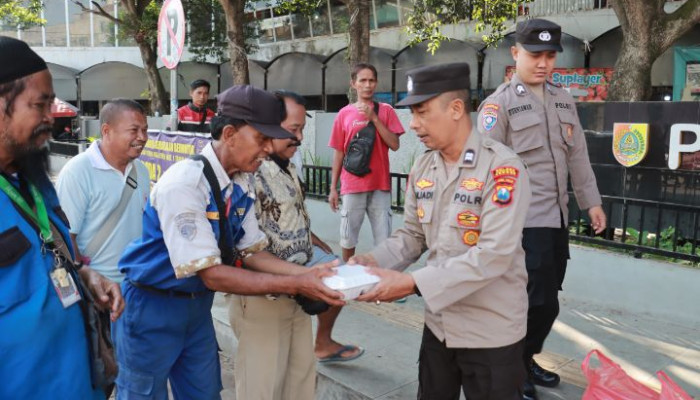 “Siberbi” Salah Satu Wujud Kepedulian Polisi Di Jember Kepada Masyarakat Setiap Hari Rabu