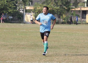 Resmikan Pju Lapangan Desa Wage, Plt. Bupati Sidoarjo Mengharap Hasilkan Atlet Berbakat