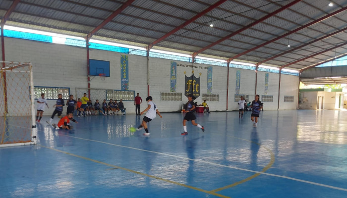 Cetak Hattrick Ellen Bawa Tim Futsal Putri Taman Juara Porkab Sidoarjo 2024