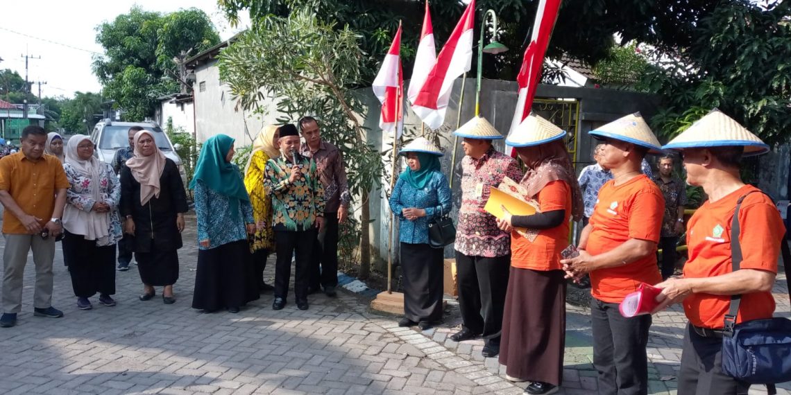 RT 30 RW 10 Perum CSM Jumputrejo Sukodono Sambut Tim Juri lomba RT Kabupaten Sidoarjo