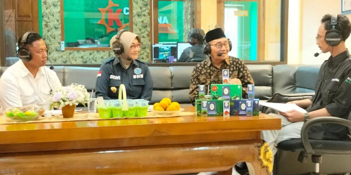 Polres Nganjuk Bersama Radio Cakra Krisna Gelar Talk Show Sambut HANI