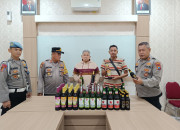 Giat Operasi Miras Rutin, Polsek Prigen Berhasil Amankan Puluhan Miras Ilegal
