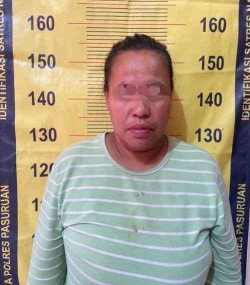 Bantu Suami Edarkan Narkoba, Perempuan Asal Desa Wonosunyo, Berhasil Ditangkap Polisi Beserta Barang Buktinya