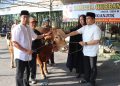 Keluarga Besar Polres Nganjuk bersama Masyarakat Gelar Sholat Idul Adha 2024 dan Serahkan Daging Kurban