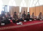 Membina Mental Dan Spiritual, Polres Pasuruan Gelar Binrohtal Anggota Dan Santunan Anak Yatim