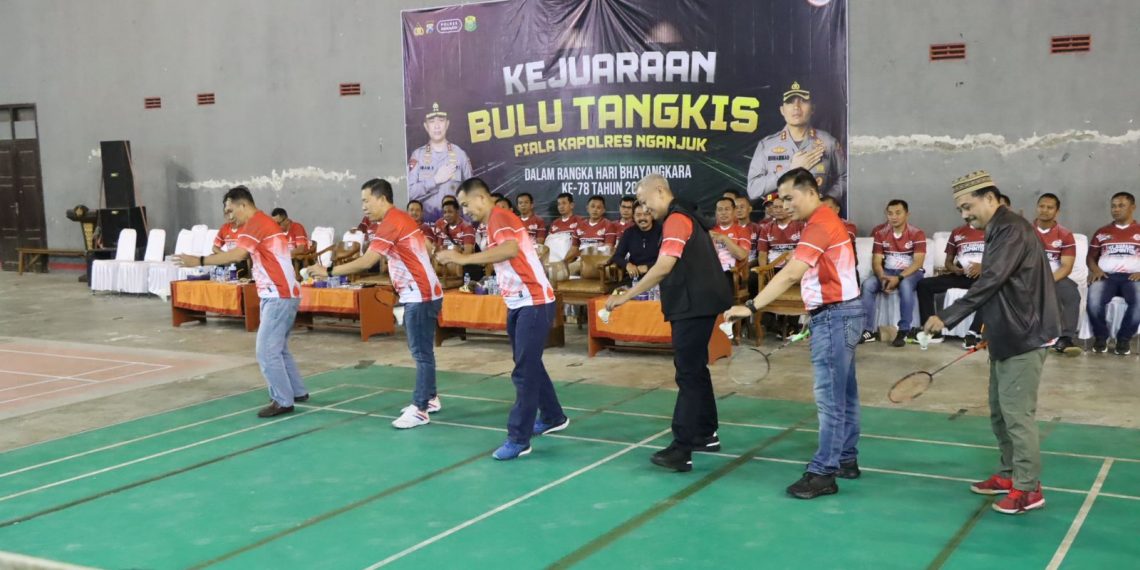 Turnamen Bulu Tangkis Kapolres Nganjuk Cup 2024 Dalam Rangka HUT Bhayangkara ke-78 Resmi Dibuka, 64 Pasangan Ganda Pria Siap Berebut Juara