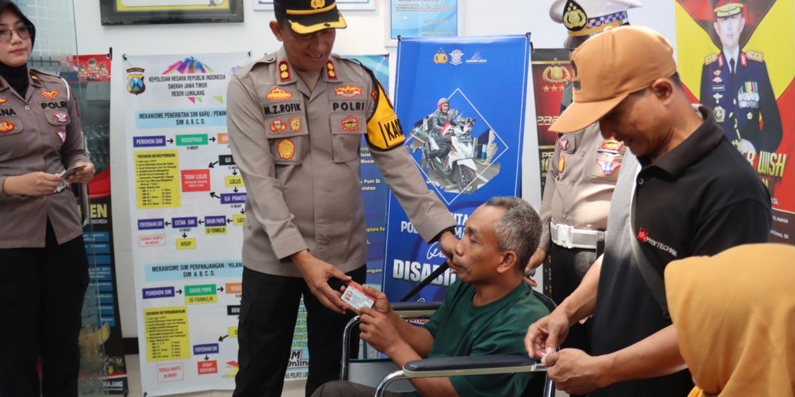 Polres Lumajang Fasilitasi Pengendara Disabilitas Peroleh SIM D