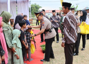 Polres Nganjuk Gelar Upacara Tradisi Peletakan Karangan Bunga Di Monumen Perjuangan Polri Ngadiboyo 