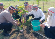 Tanam 100 Pohon Buah, Forkopimca Tanggulangin Dukung Dan Sambut Hari Bhayangkara Ke 78