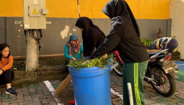 Kelompok Magang Mbkm Fakultas Hukum Upn “Veteran” Jawa Timur Gelar Kegiatan Kerja Bakti
