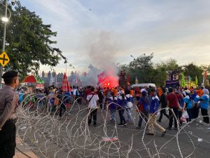 Pengabdian Mahasiswa di Disnakertrans Provinsi Jawa Timur, Bantu Rangkaian Kegiatan Hari Buruh 2 Img 20240701 Wa0028
