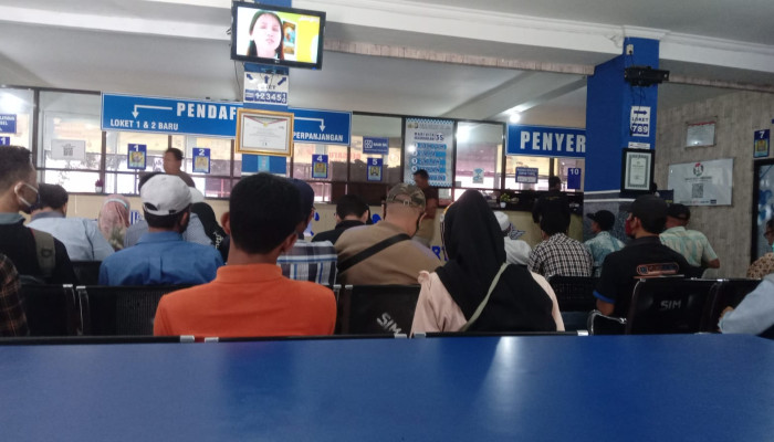 Pelayanan Prima Diberikan Satlantas Polres Mojokerto Bagi Pemohon Sim