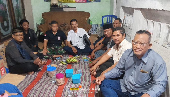 Dpd Swi Sidoarjo Takziah Ke Rumah Duka Tokoh Pers Jatim Alm Suharto 