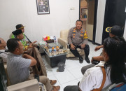 Camat Dan Kades Se-Kecamatan Lumbang Geruduk Mapolsek Lumbang, Ucapkan Hut Bhayangkara Polri Ke 78 