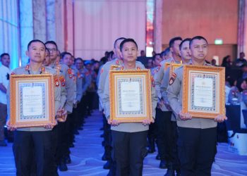 Polres Bojonegoro Raih Penghargaan Pelayanan Prima Kategori A Versi PEKPPP Nasional