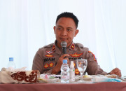 Polres Malang Intensifkan Forum Jumat Curhat, Serap Aspirasi Masyarakat Di Desa Peniwen Kromengan