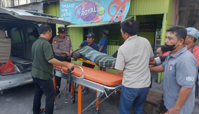 Muat Semen Dari Pati, Sopir Truk Tewas Mendadak Di Warung Kawasan Industri Bringinbendo Taman