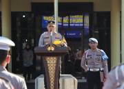 Pimpin Apel Gelar Pasukan Operasi Patuh Semeru 2024, Kapolres Nganjuk Sampaikan 10 Jenis Pelanggaran Lalu Lintas Prioritas Utama Penindakan